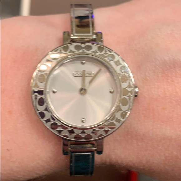 Coach silver watch - Picture 3 of 5